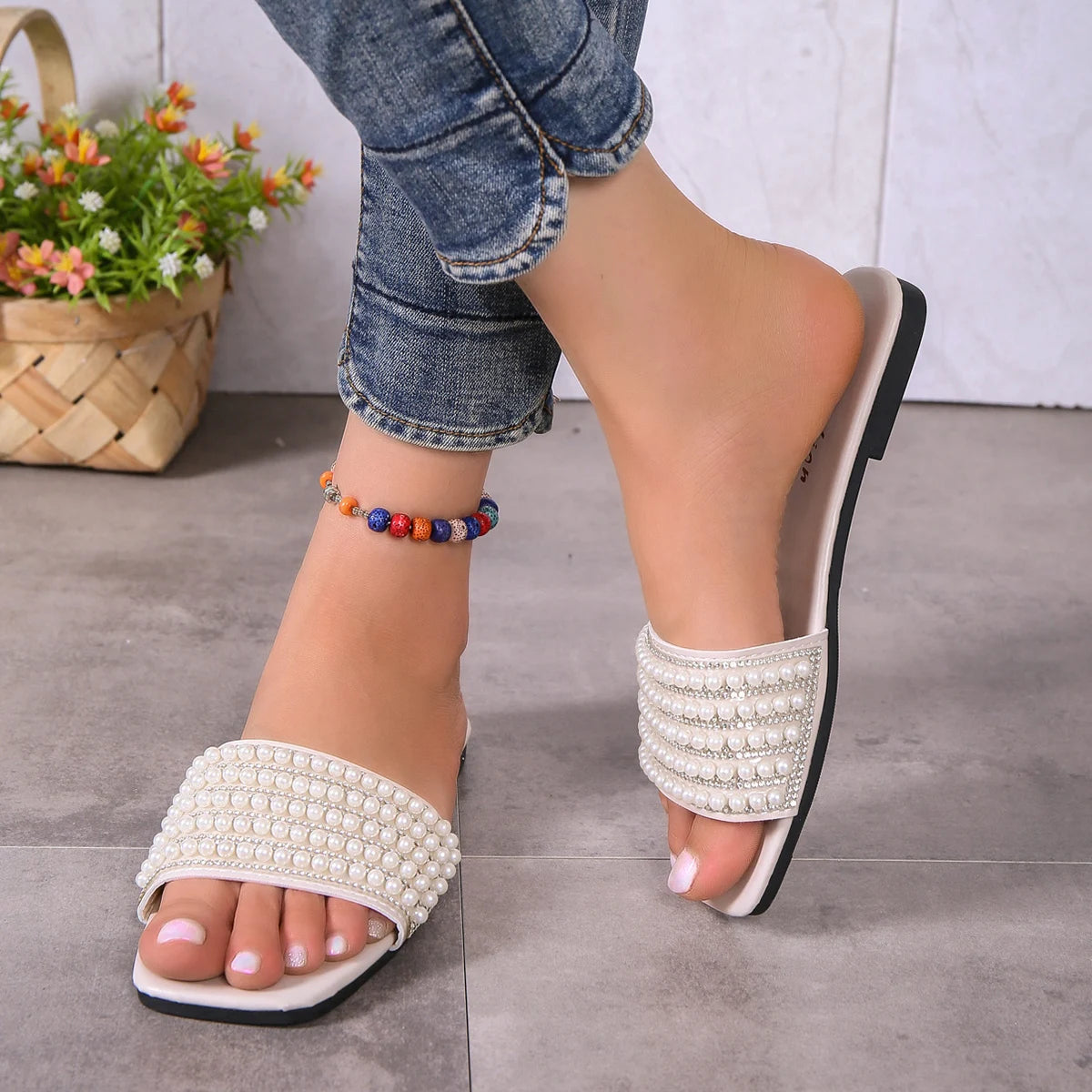 Gigi - Women's Stylish Flat Sandals Adorned with Faux Pearls and Rhinestones