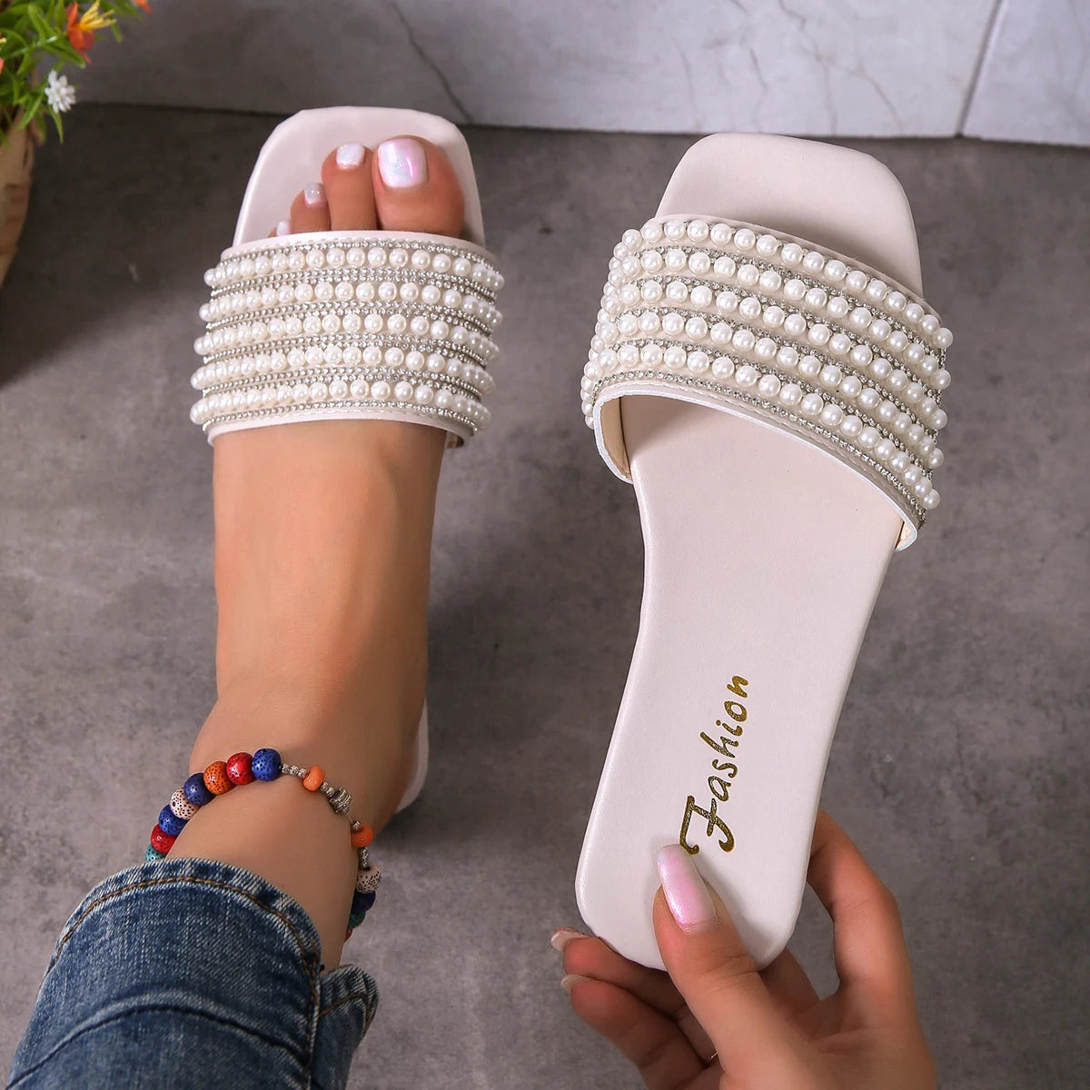 Gigi - Women's Stylish Flat Sandals Adorned with Faux Pearls and Rhinestones